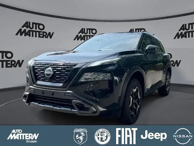 Schwarz Neu 2025 Nissan X-Trail SUV | 37.879 € (Guter Preis) - Bild 1/4