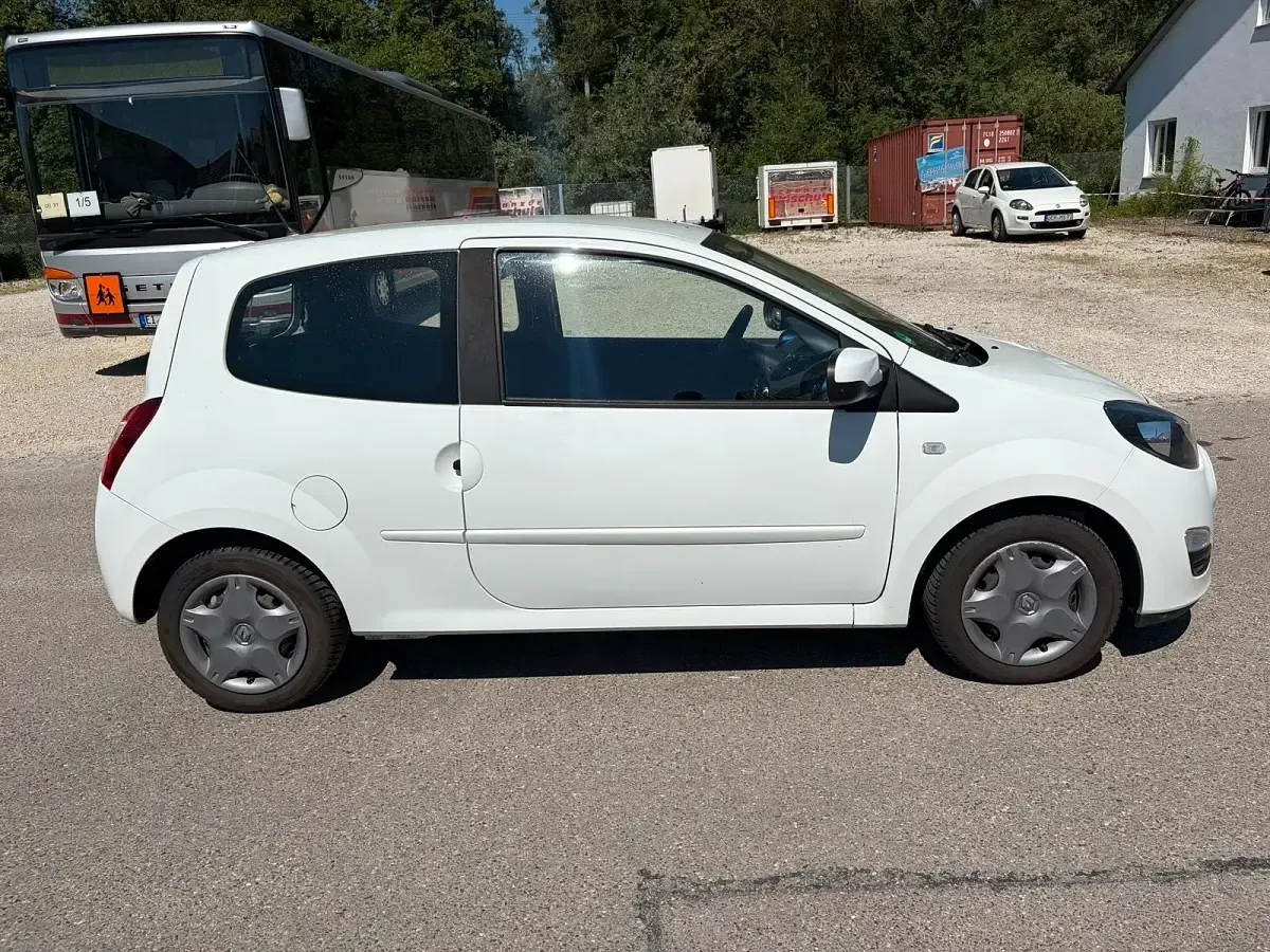 Gebraucht Renault Twingo 75 PS (55 kW) 2013 Weiß Kleinwagen
