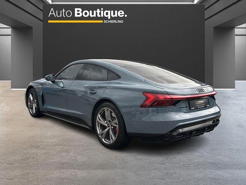 Gebraucht Audi e-tron GT quattro Sport 350 kW (476 PS) 2022 Kemoragrau metallic Limousine