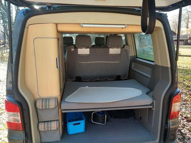 Gebraucht VW California California 174 PS (127 kW) 2005 Grau Van