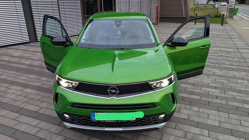 Grün Gebraucht 2021 Opel Mokka Elegance SUV | 17.250 € (Fairer Preis) - Bild 1/4