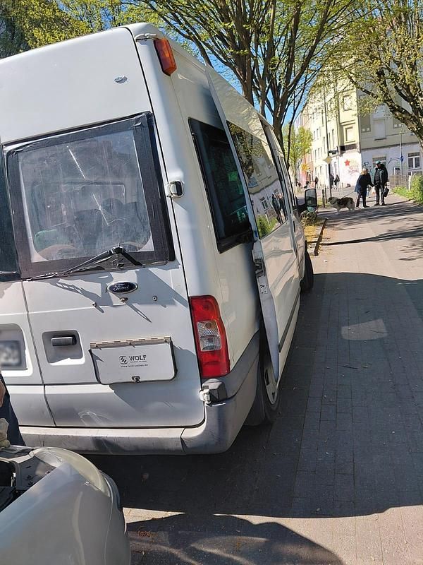 Second-hand Ford Transit 101 CP (74 kW) 2014 Alb Monovolum