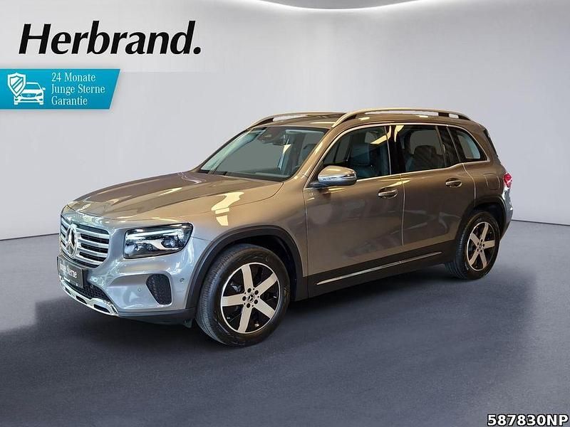 Metalliclack mountaingrau Gebraucht 2024 Mercedes GLB200 Advanced SUV | 35.690 € (Superpreis) - Bild 1/4