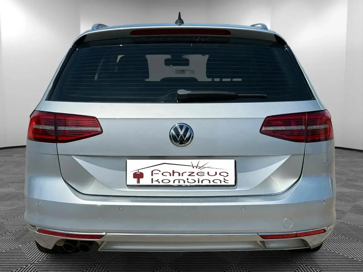 Gebraucht VW Passat Highline 190 PS (139 kW) 2015 Silber Kombi