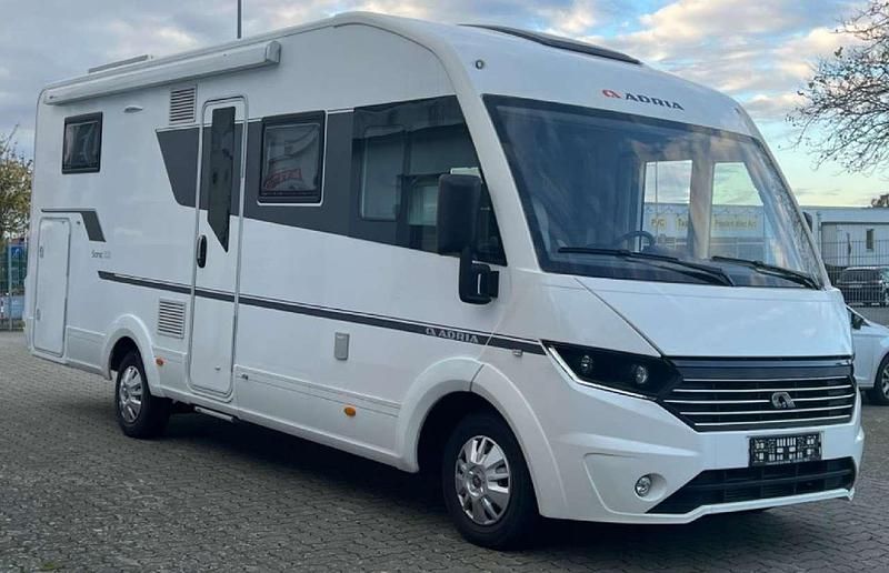 Weiß Gebraucht 2022 Ford Transit Limousine | 48.999 € - Bild 1/4