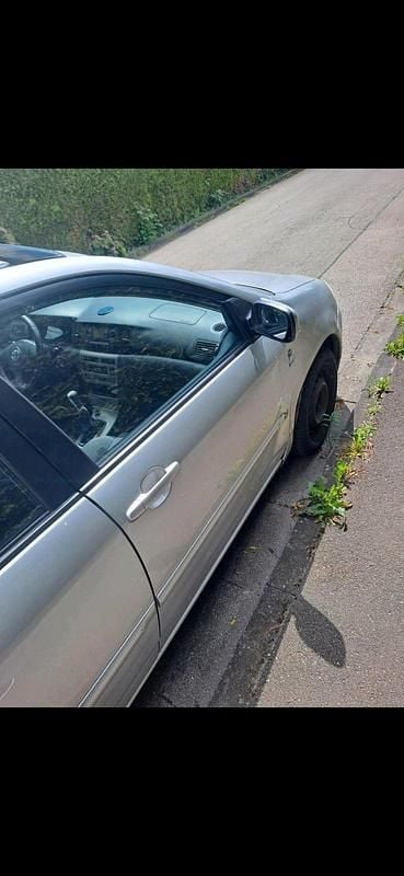 Gebraucht Toyota Corolla 97 PS (71 kW) 2004 Silber Kombi