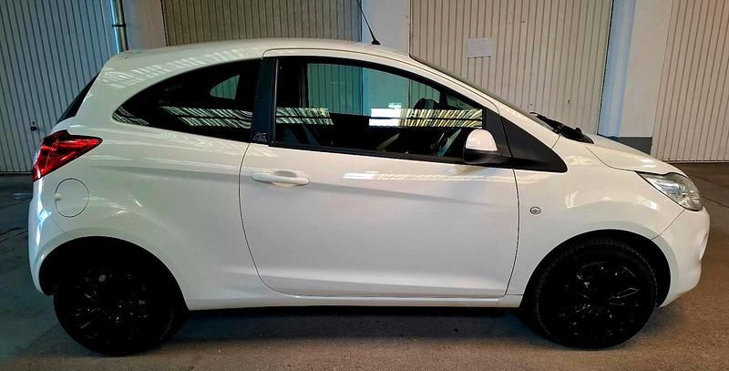 Gebraucht Ford Ka 70 PS (51 kW) 2009 Weiß Kleinwagen
