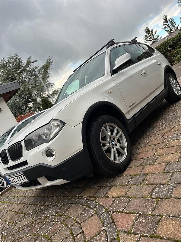 Weiß Gebraucht 2009 BMW X3 SUV | 8.470 € (Teuer) - Bild 1/3