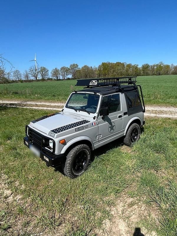 Second-hand Suzuki Samurai 60 CP (44 kW) 1988 Gri SUV