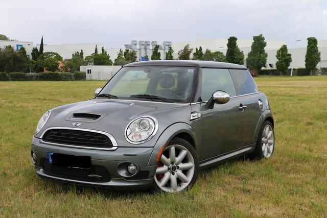 Gebraucht Mini John Cooper Works 287 PS (211 kW) 2008 Grau metallic Kleinwagen