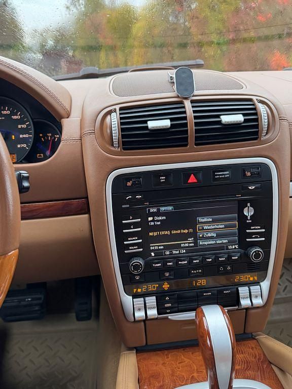 Gebraucht Porsche Cayenne 241 PS (177 kW) 2009 Braun SUV