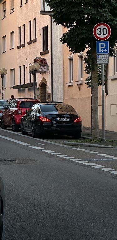 Schwarz Gebraucht 2015 Mercedes CLS350 Limousine | 20.500 € (Etwas zu teuer) - Bild 1/4
