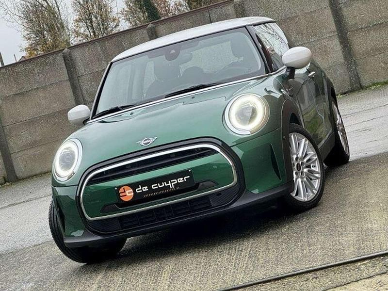 Grün Gebraucht 2024 Mini Cooper Essential Kleinwagen | 24.500 € (Fairer Preis) - Bild 1/4