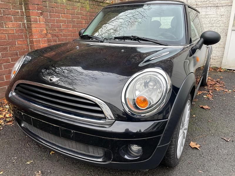 Gebraucht Mini ONE 75 PS (55 kW) 2009 Schwarz Kleinwagen
