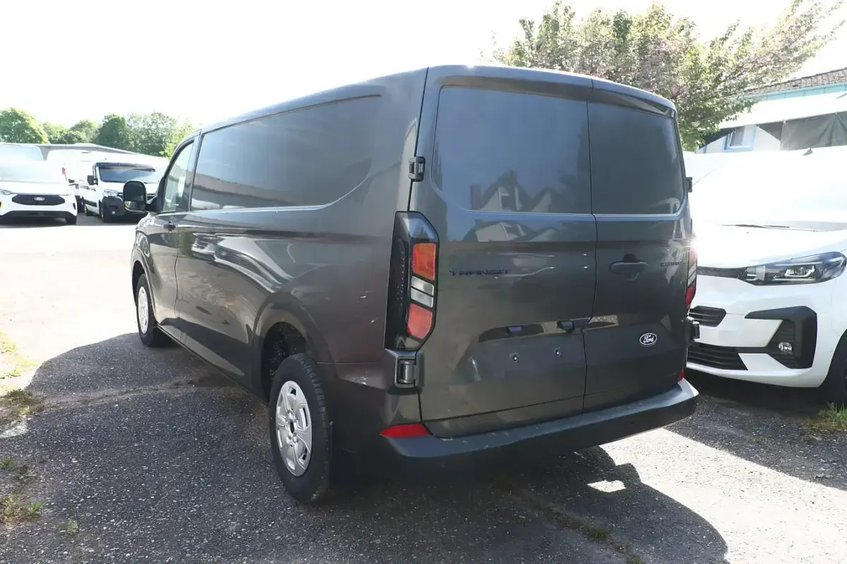 Nouvelle Ford Transit Custom Trend 170 ch (125 kW) 2025 Argent Van
