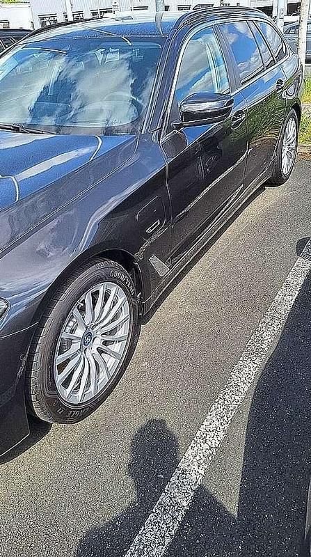 Gebraucht 2023 BMW 530e Kombi | 39.800 € (Fairer Preis) - Bild 1/4