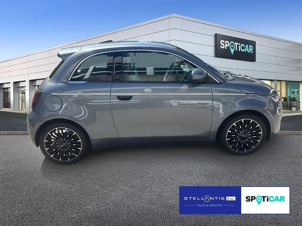 Gebraucht Fiat 500e La Prima 86 kW (118 PS) 2023 Grau Limousine
