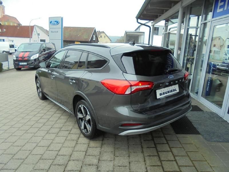 Usata Ford Focus Active 155 CV (114 kW) 2021 Grigio Station wagon