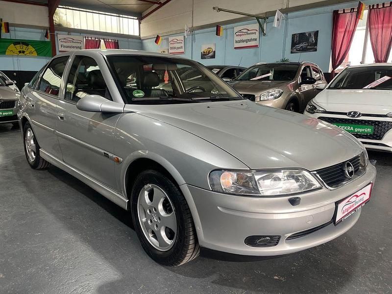 Gebraucht Opel Vectra 147 PS (108 kW) 2001 Silber Limousine