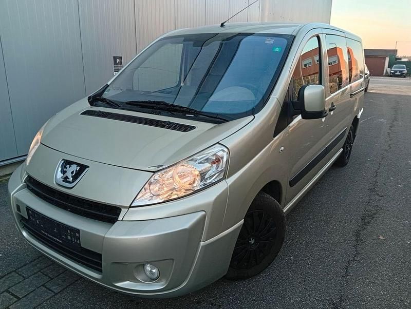Gebraucht Peugeot TePee 136 PS (100 kW) 2007 Van / Kleinbus