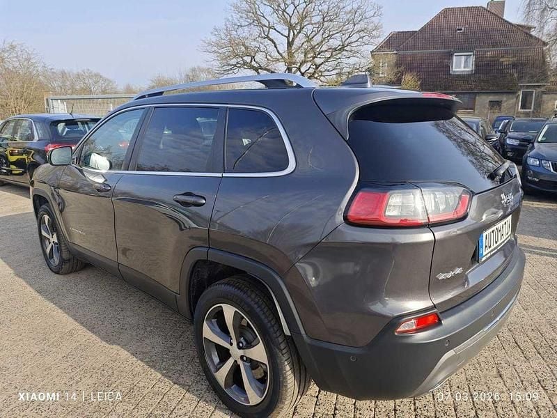 Gebraucht Jeep Cherokee Limited 194 PS (142 kW) 2019 Grau SUV