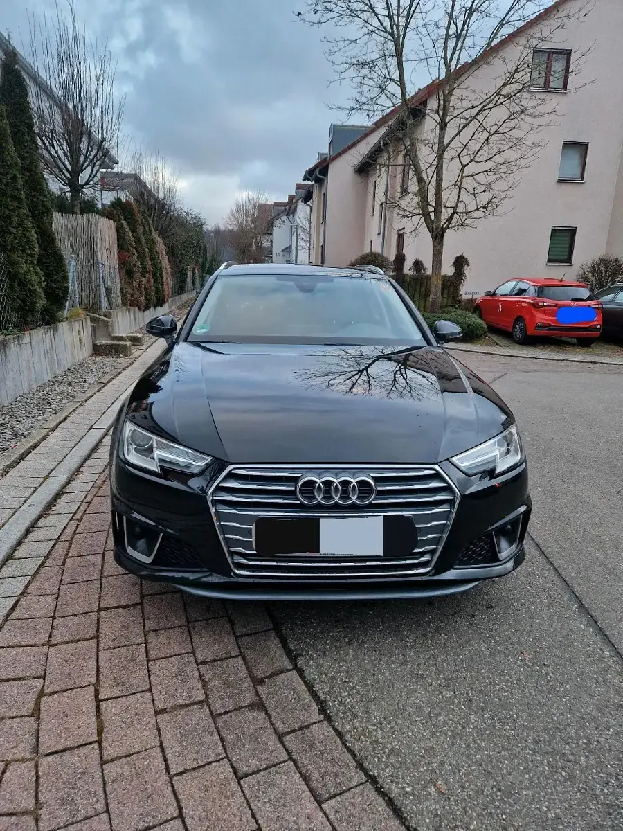 Gebraucht Audi A4 S-Line 150 PS (110 kW) 2019 Schwarz Kombi