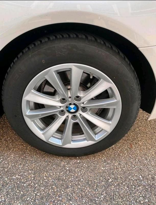 Gebraucht BMW 520 190 PS (139 kW) 2016 Weiß Kombi