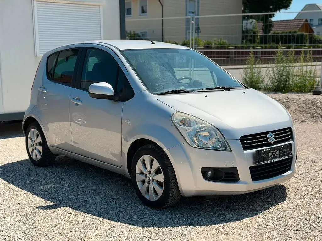 Gebraucht Suzuki Splash Club 94 PS (69 kW) 2010 Grau Kleinwagen