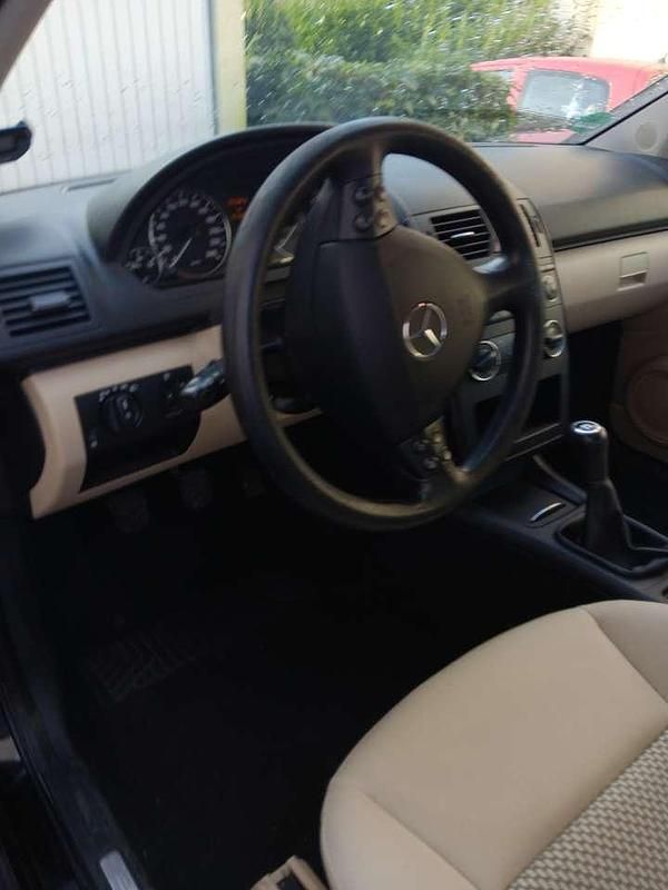 Gebraucht Mercedes A150 95 PS (69 kW) 2007 Schwarz Limousine