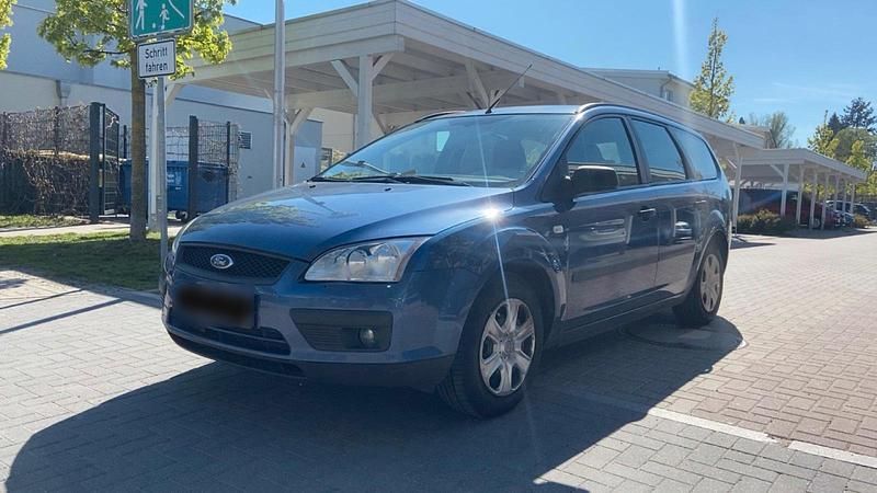Second-hand Ford Focus 116 CP (85 kW) 2006 Albastru Break