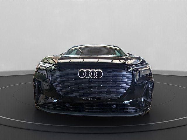 Gebraucht Audi Q4 e-tron Advanced 150 kW (204 PS) 2023 Schwarz SUV