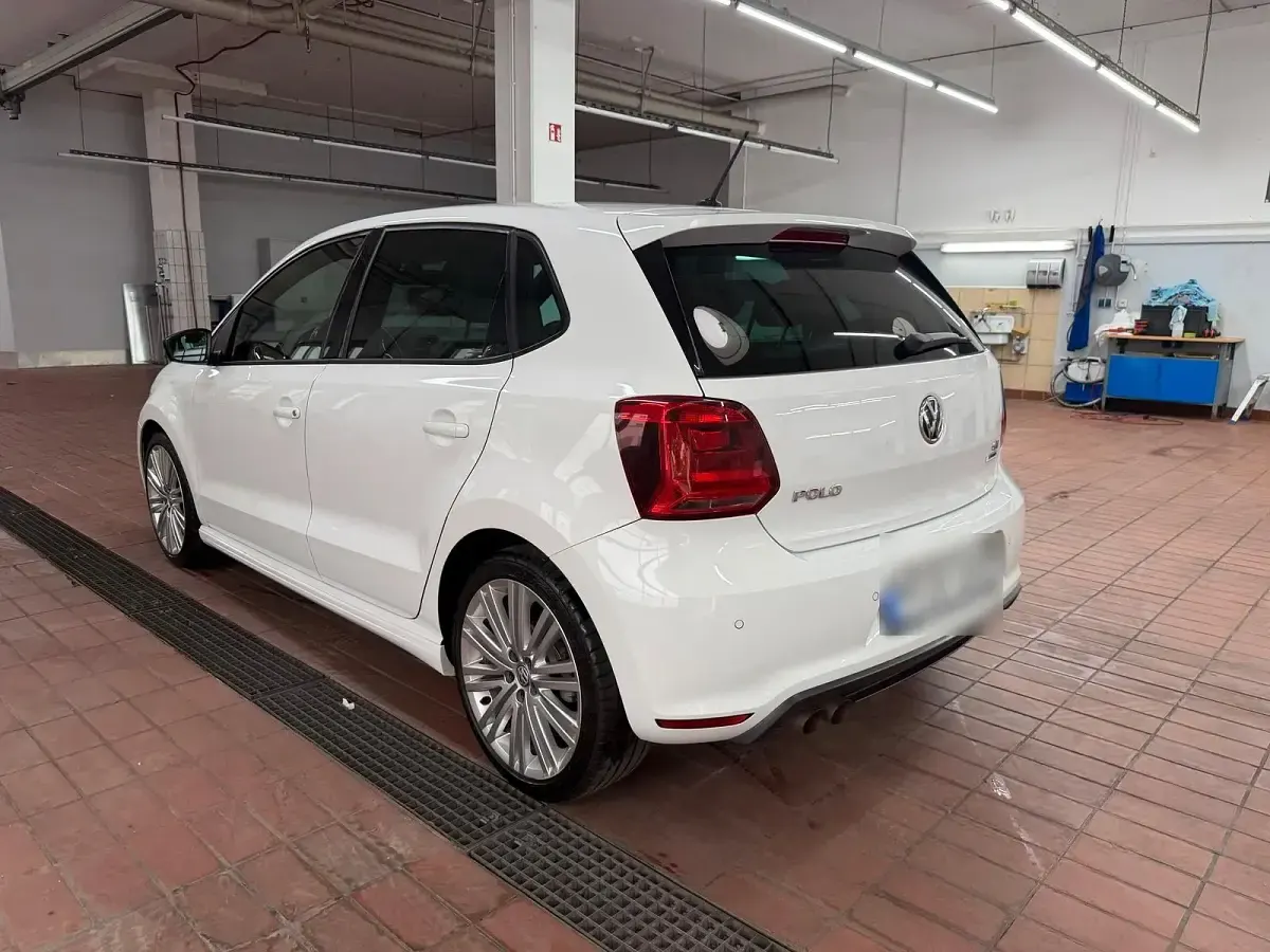 Gebraucht VW Polo GT 150 PS (110 kW) 2016 Weiß SUV