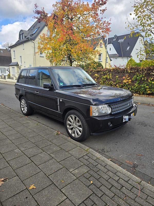 Braun Gebraucht 2009 Land Rover Range Rover Vogue SUV | 8.900 € (Guter Preis) - Bild 1/4