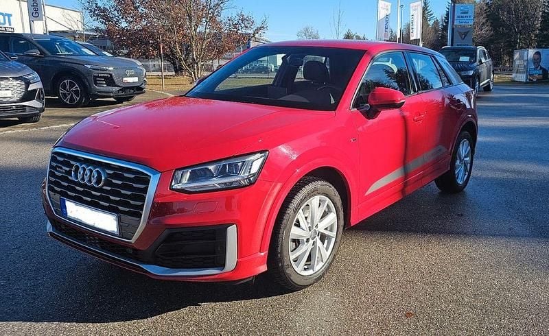 Gebraucht Audi Q2 S-Line 150 PS (110 kW) 2018 Rot SUV