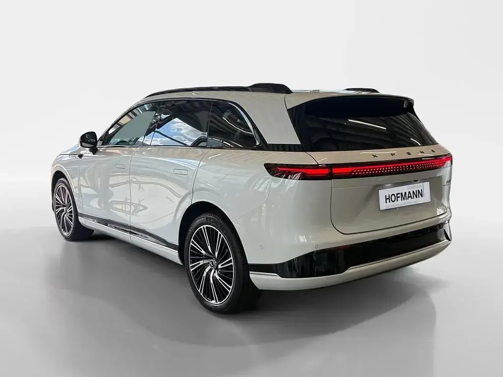 Neu XPENG G9 AWD Performance 422 kW (575 PS) 2026 Arctic white SUV