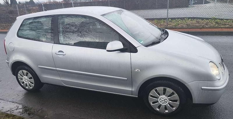 Gebraucht VW Polo Cricket 54 PS (39 kW) 2004 Silber Kleinwagen