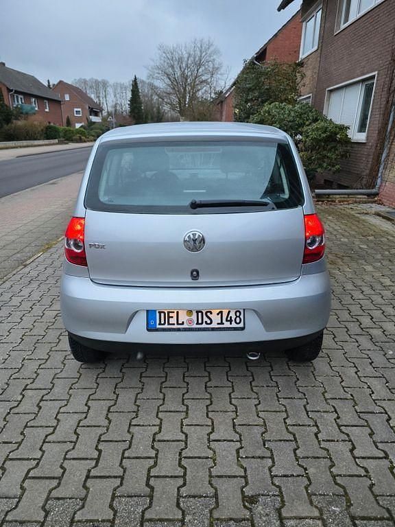 Second-hand VW Fox 54 CP (39 kW) 2007 Argintiu Hatchback