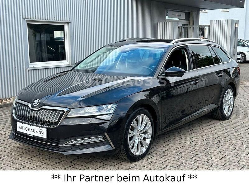 Schwarz Gebraucht 2020 Skoda Superb Style Kombi | 16.480 € - Bild 1/4