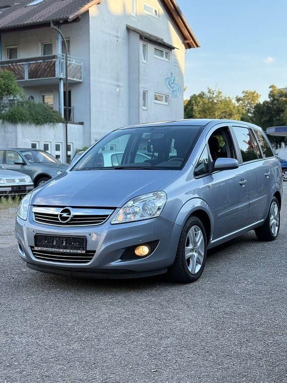 Silber Gebraucht 2009 Opel Zafira Edition Van / Kleinbus | 3.999 € (Fairer Preis) - Bild 1/4