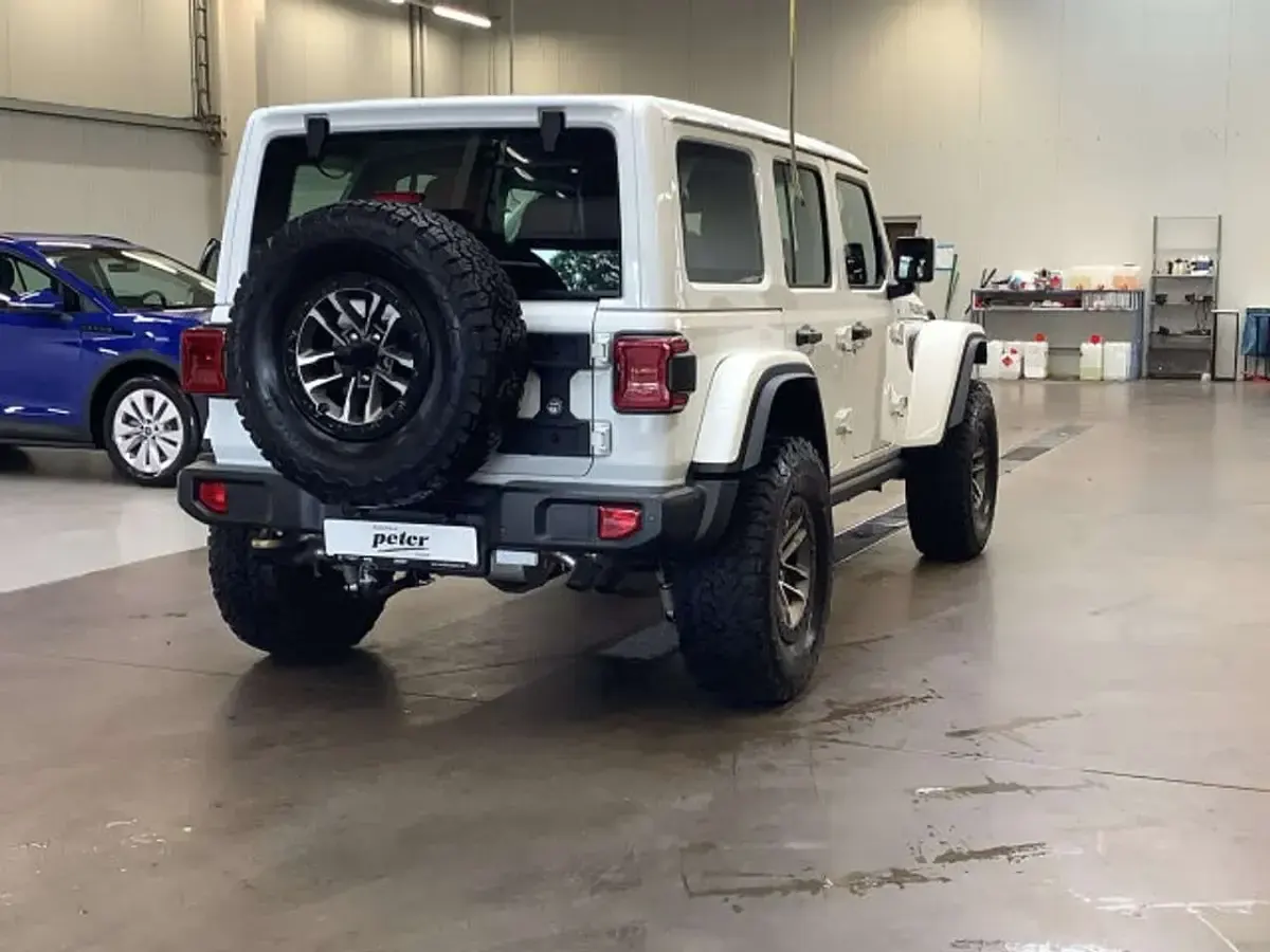 Neu Jeep Wrangler Rubicon 481 PS (353 kW) 2025 Bright white SUV