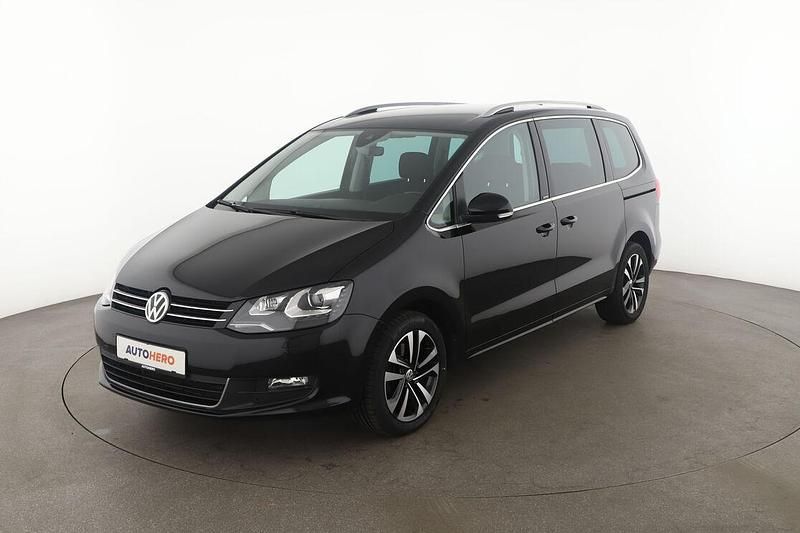 Schwarz Gebraucht 2021 VW Sharan United Van / Kleinbus | 26.240 € (Fairer Preis) - Bild 1/3
