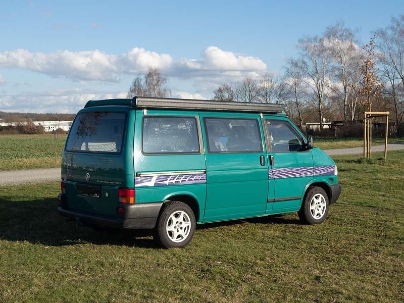 Gebraucht VW T4 102 PS (75 kW) 1999 Grün Van