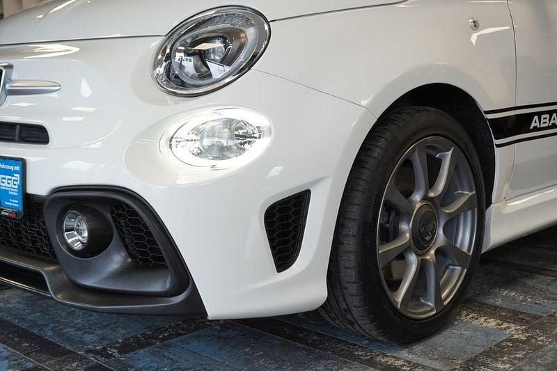 Gebraucht Abarth 595 145 PS (106 kW) 2021 Weiß Kleinwagen
