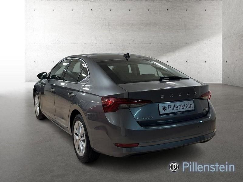 Second-hand Skoda Octavia Style 110 CP (80 kW) 2023 Gri Berlinǎ