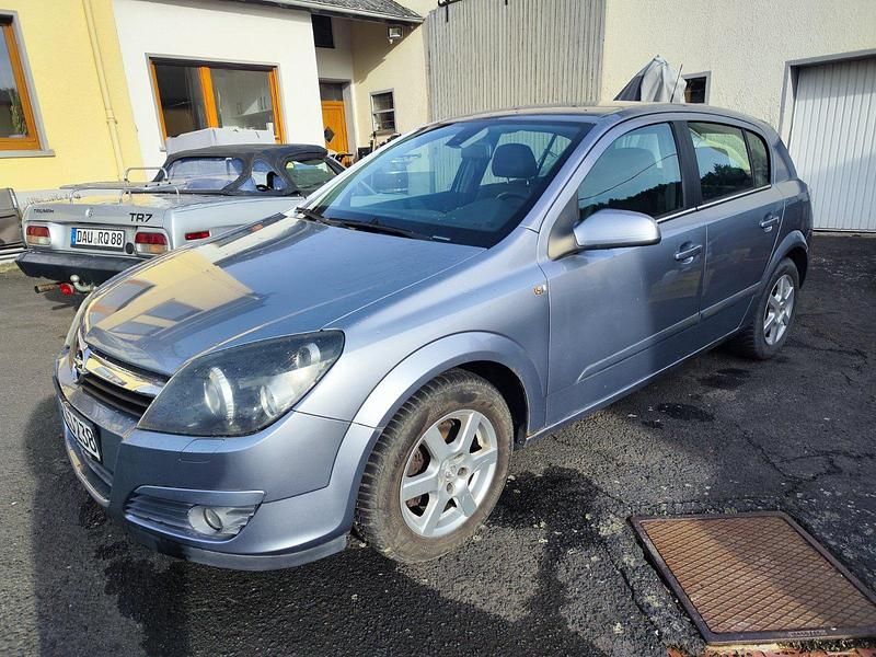 Gebraucht Opel Astra 125 PS (91 kW) 2005 Blau Limousine