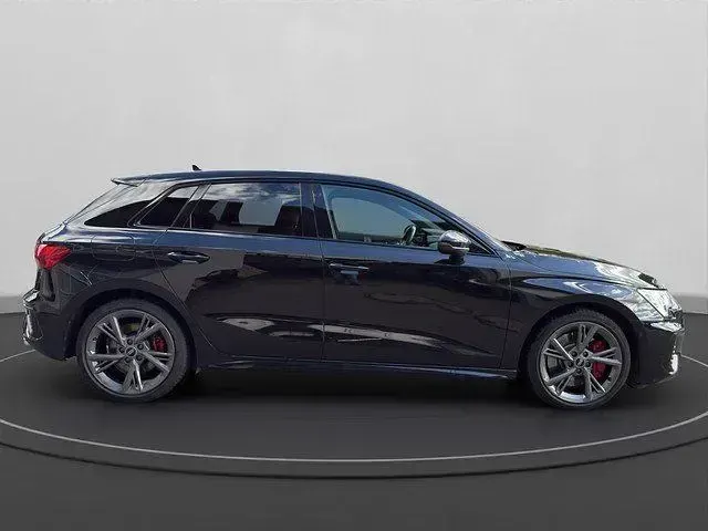 Gebraucht Audi S3 Sport 310 PS (228 kW) 2023 Schwarz Limousine