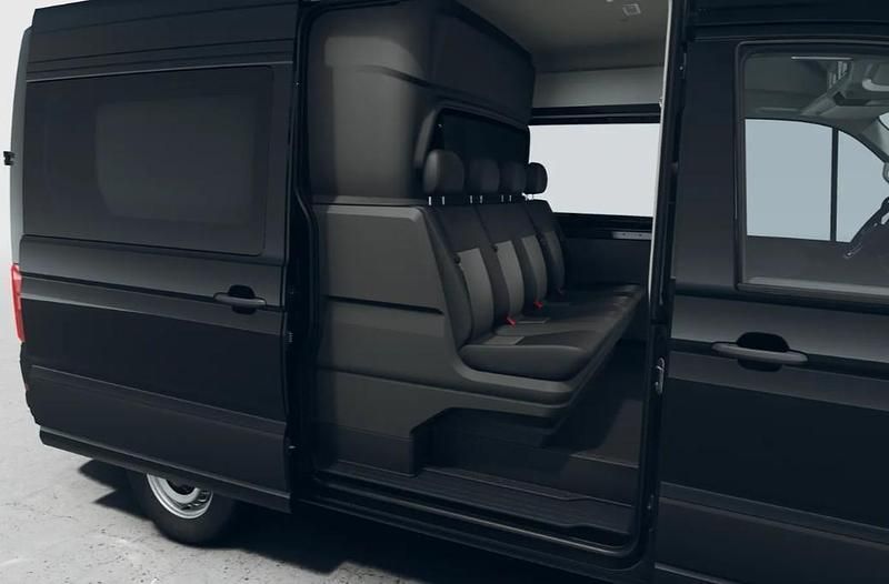 Neu VW Crafter 140 PS (102 kW) 2026 Deep black perleffekt Van