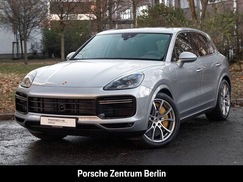 Silber Gebraucht 2021 Porsche Cayenne Turbo S SUV | 101.930 € (Guter Preis) - Bild 1/4