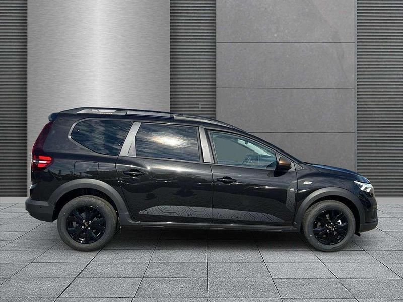 Perlmuttschwarz Neu 2025 Dacia Jogger Extreme Kombi | 22.990 € (Fairer Preis) - Bild 1/4