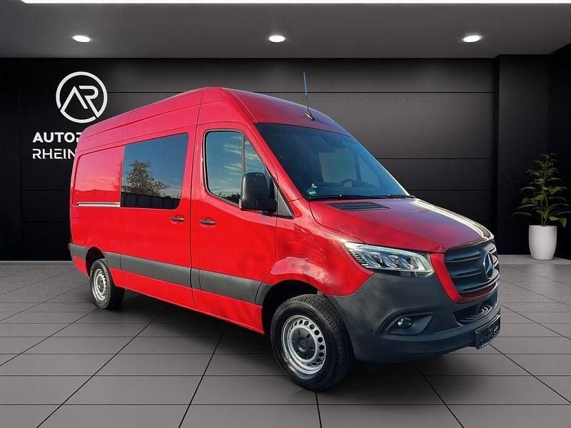 Rot Gebraucht 2020 Mercedes Sprinter Van | 39.900 € (Guter Preis) - Bild 1/4